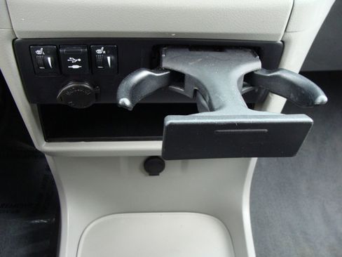 Used 2019 Toyota Sienna XLE w/ XLE Navigation Package FWD image 25