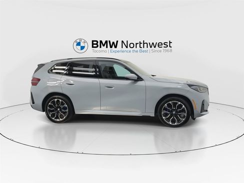 New 2026 BMW X3 xDrive30i w/ Premium Package AWD/4WD image 5