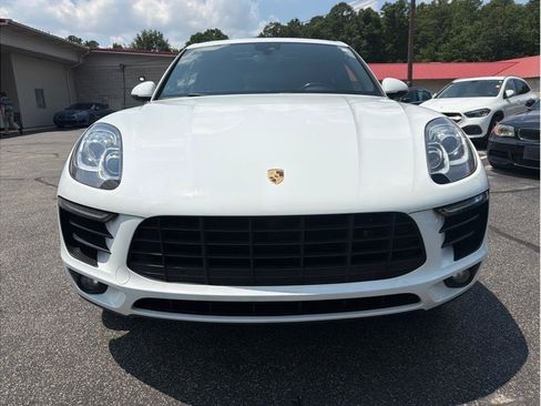 Used 2017 Porsche Macan S AWD/4WD image 2