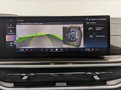 Used 2024 BMW X7 xDrive40i image 31