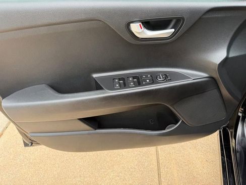 Used 2023 Kia Rio LX FWD image 17