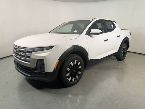 New 2026 Hyundai Santa Cruz SE image 3