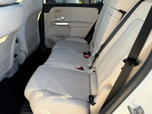 New 2026 Mercedes-Benz GLB 250 image 30