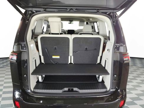 New 2025 Volkswagen ID. Buzz Pro S Plus image 49