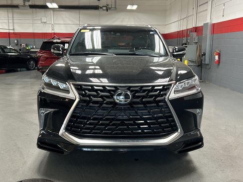 Used 2021 Lexus LX 570 4WD w/ Sport Package image 3