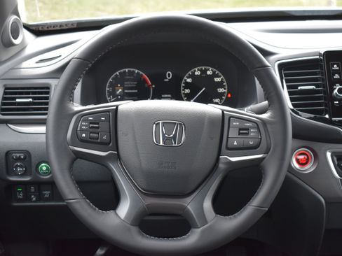 New 2025 Honda Ridgeline Sport image 17