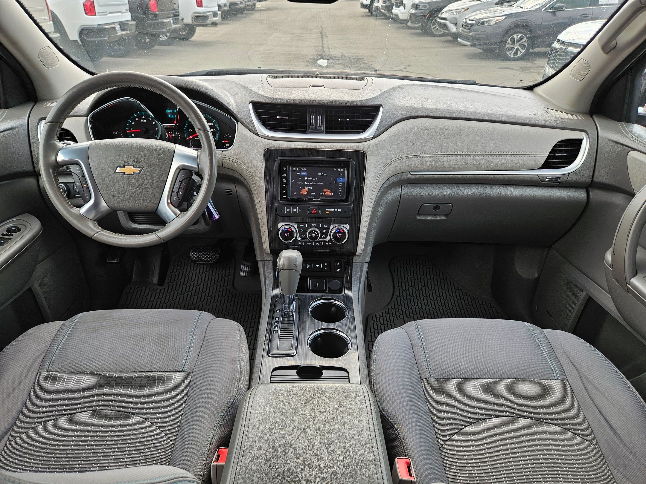 Used 2015 Chevrolet Traverse LT AWD/4WD image 27
