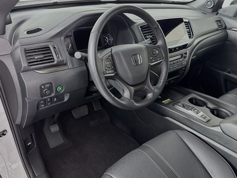 Certified 2024 Honda Passport TrailSport image 9