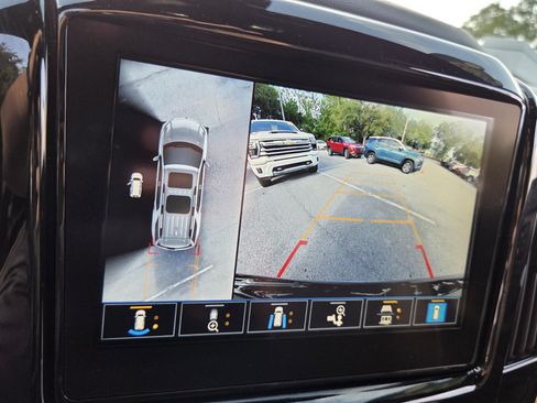 Certified 2023 Chevrolet Traverse Premier FWD image 29