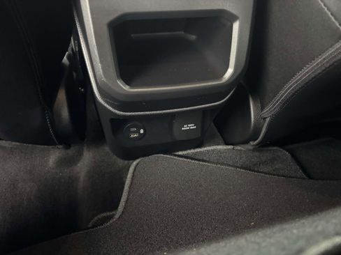 Used 2024 Ford Ranger Lariat w/ Advanced Towing Package image 34