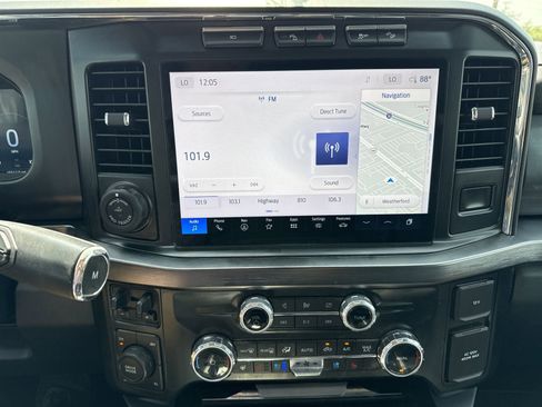 Used 2024 Ford F250 Lariat w/ Lariat Ultimate Package AWD/4WD image 17