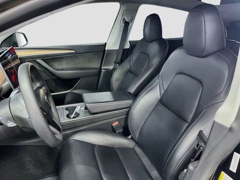 Used 2024 Tesla Model Y Performance AWD/4WD image 21