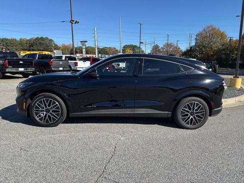 New 2025 Ford Mustang Mach-E Premium image 7