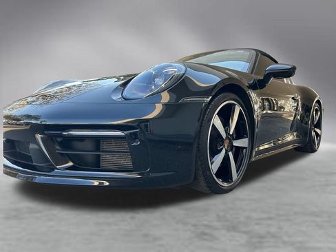 Used 2021 Porsche 911 Targa 4S Heritage Design AWD/4WD image 20