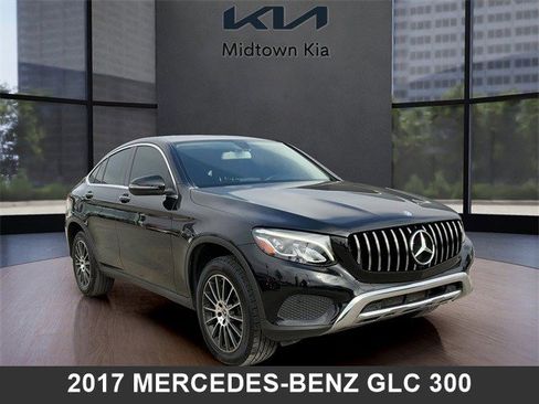 Used 2017 Mercedes-Benz GLC 300 4MATIC Coupe image 32
