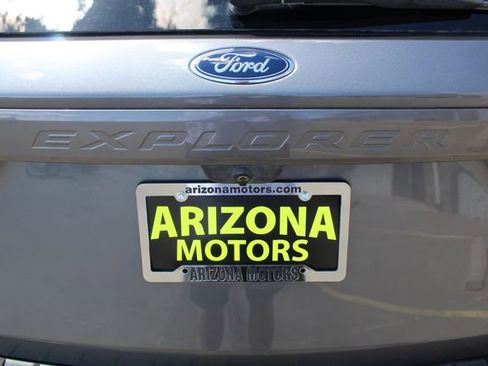 Used 2021 Ford Explorer XLT w/ Equipment Group 202A image 23