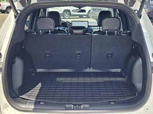 Used 2023 Ford Escape ST-Line Select w/ Tech Pack #2 AWD/4WD image 12