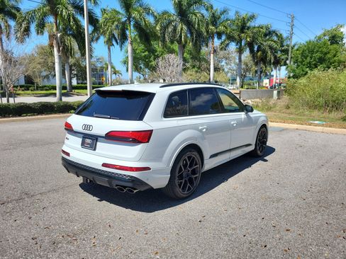 New 2026 Audi SQ7 Premium Plus image 4