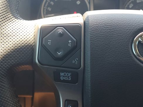 Certified 2021 Toyota Tacoma SR5 RWD image 23