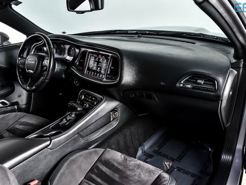 Used 2019 Dodge Challenger GT w/ Plus Package image 20