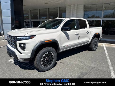 New 2026 GMC Canyon AT4 w/ Technology Plus Package AWD/4WD image 3