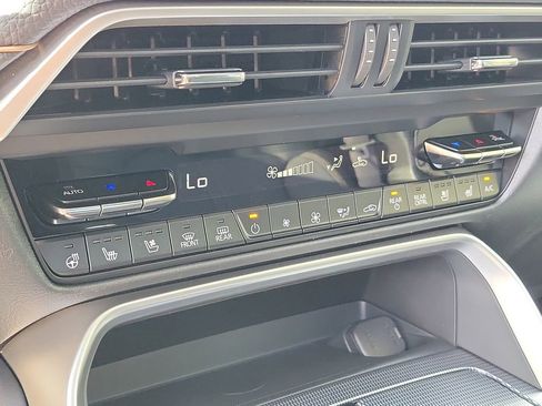 New 2026 MAZDA CX-90 3.3 Turbo w/ Premium Sport Pkg image 31