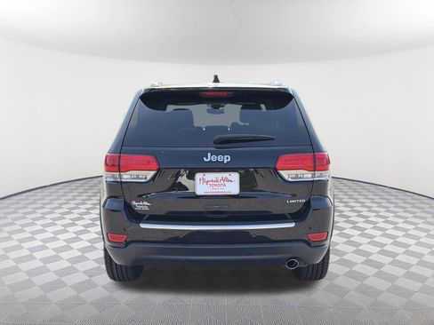 Used 2017 Jeep Grand Cherokee Limited RWD image 16