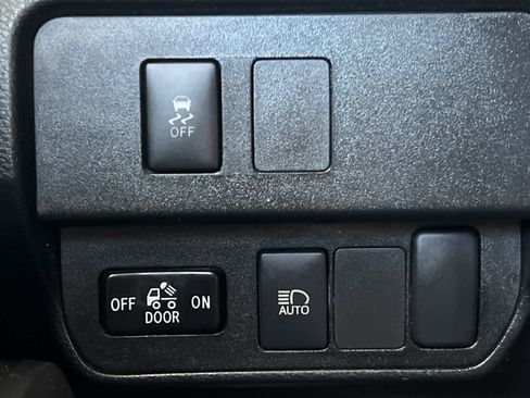 Certified 2021 Toyota Tacoma SR w/ SR Convenience Package RWD image 27