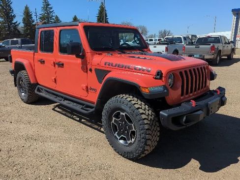 Used 2023 Jeep Gladiator Rubicon AWD/4WD image 2