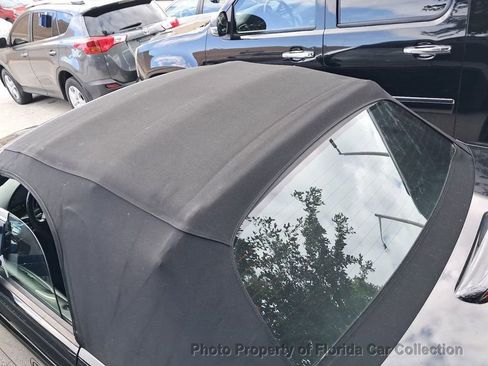 Used 2002 Ford Thunderbird image 9