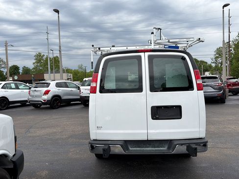 Used 2020 GMC Savana 2500 w/ Driver Convenience Package RWD image 7