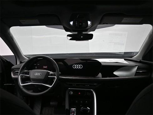 New 2025 Audi Q5 Premium Plus image 10