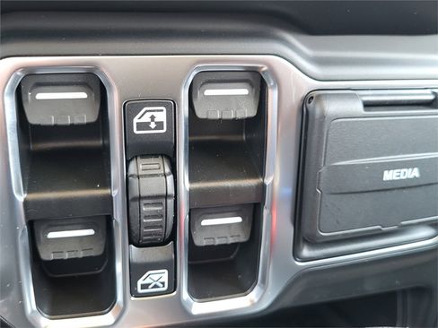 Used 2023 Jeep Wrangler Unlimited Sahara w/ Dual Top Group image 16