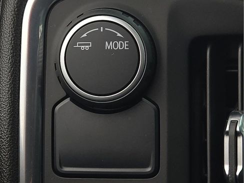 Used 2022 Chevrolet Silverado 1500 LTZ w/ LTZ Premium Package image 17