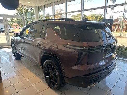 New 2026 Chevrolet Traverse RS w/ LPO, Floor Liner Package image 3