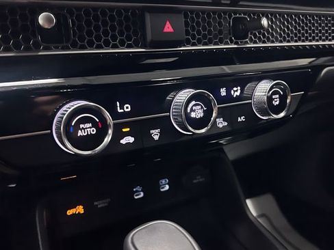 Used 2025 Honda Civic Sport image 19