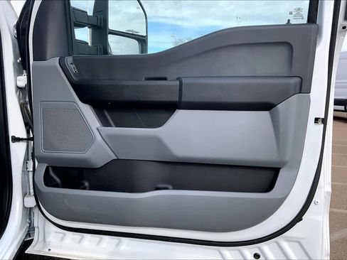 Certified 2023 Ford F250 XL w/ Snow Plow Prep Package image 22