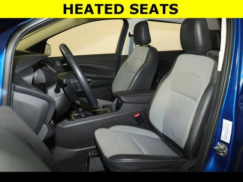 Used 2019 Ford Escape SE image 3
