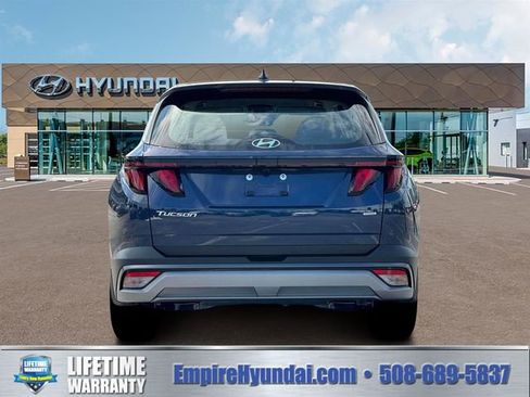 New 2026 Hyundai Tucson SE image 6