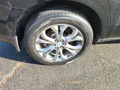 Used 2019 Buick Enclave Avenir w/ Avenir Technology Package image 13