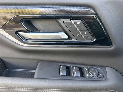 New 2026 GMC Yukon XL Elevation w/ Elevation Premium Package image 15