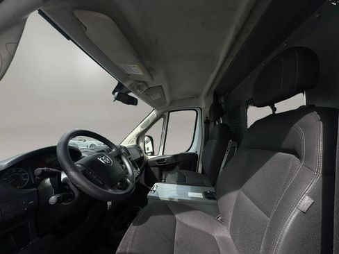 Used 2018 RAM ProMaster 2500 FWD image 13