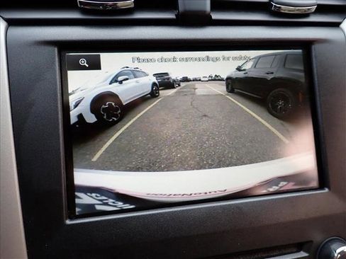 Used 2016 Ford Fusion SE FWD image 19