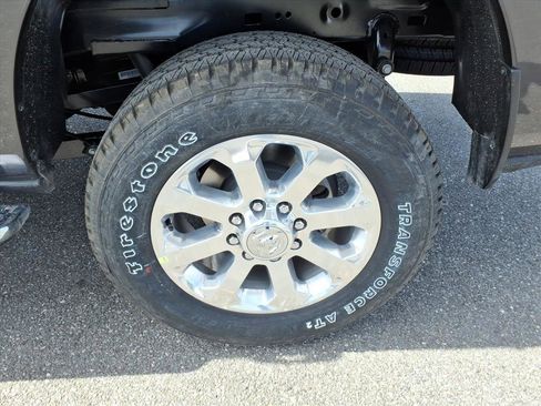 New 2026 RAM 2500 Laramie AWD/4WD image 8