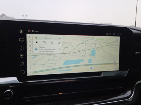 Used 2025 GMC Sierra 2500 SLE w/ SLE Value Package; image 4