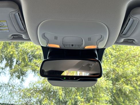 Used 2019 Jeep Renegade Trailhawk image 26