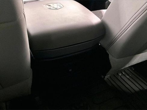 Used 2019 RAM 1500 Classic Warlock image 11