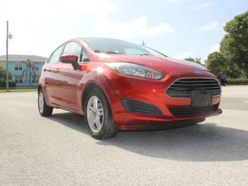 Used 2019 Ford Fiesta SE FWD image 19