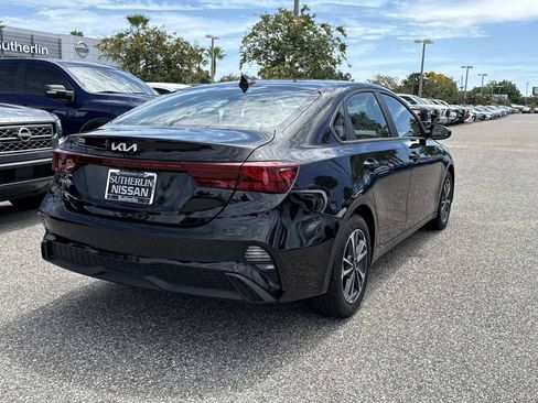 Used 2024 Kia Forte LXS FWD image 4