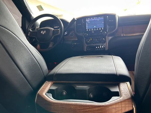 Used 2023 RAM 2500 Limited AWD/4WD image 34